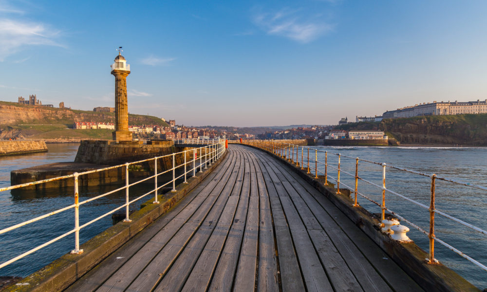 Whiby pier and lighthouse
